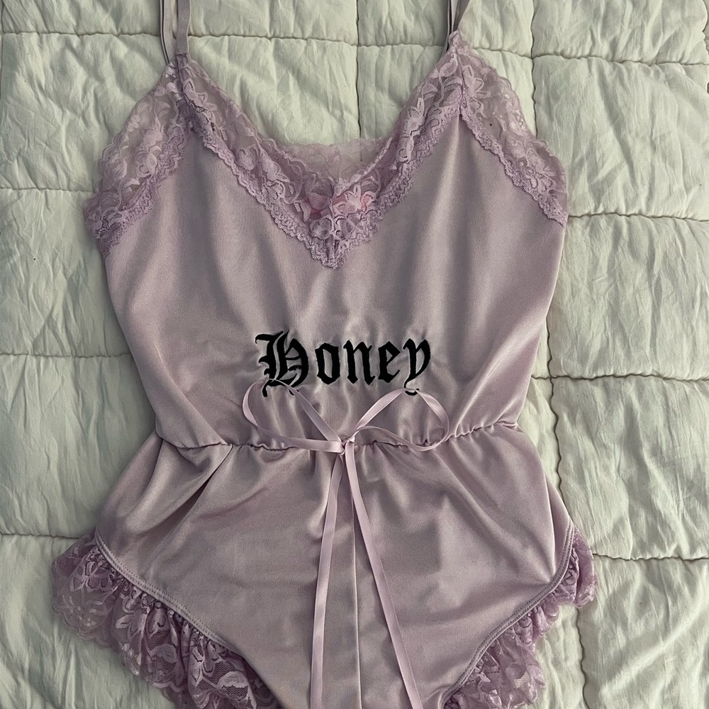 Sugar Thrillz Honey Lace-Trim romper